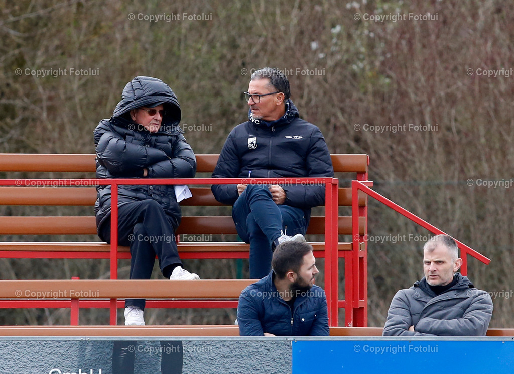 A_LUI_26032023_17 | SPORT,FUSSBALL LL.OST ASKOE OEDT 1B-PUTZLEINSDORF 26.03.2023 
IM BILD: FRANZ GRAD UND SPORTDIREKTOR GERALD BAUMGARTNER (BEIDE OEDT)   FOTO:FOTOLUI