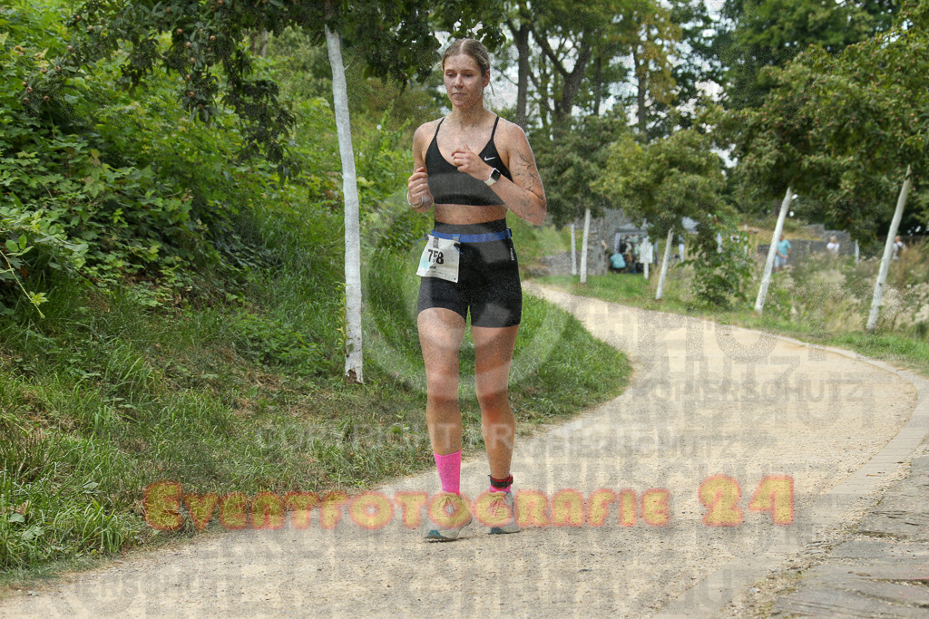 250824_1517_EX1_8772 | Sportfotografie im Rhein-Sieg Kreis, Köln, Bonn, NRW, Rheinland Pfalz, Hessen, etc. Unser Tätigkeitsfeld umfasst den Laufsport vom Volkslauf über den Marathon, Duathlon, Triathon bis zum Ultralauf wie Kölnpfad Ultra oder Schindertrail.