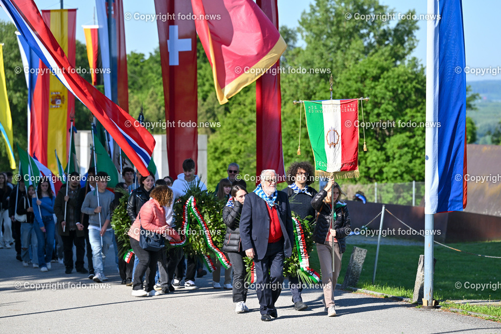 Internationale Gedenk- und Befreiungsfeier Gedenkstaette Mauthausen 2025_ 11.05.2025-49 | 11.05.2025, Mauthausen, AUT, Internationale Gedenk- und Befreiungsfeier Gedenkstaette Mauthausen 2025, 80 Jahre Befreiung KZ Mauthausen im Bild Besucher, Mahnmal, Gedenkstaette