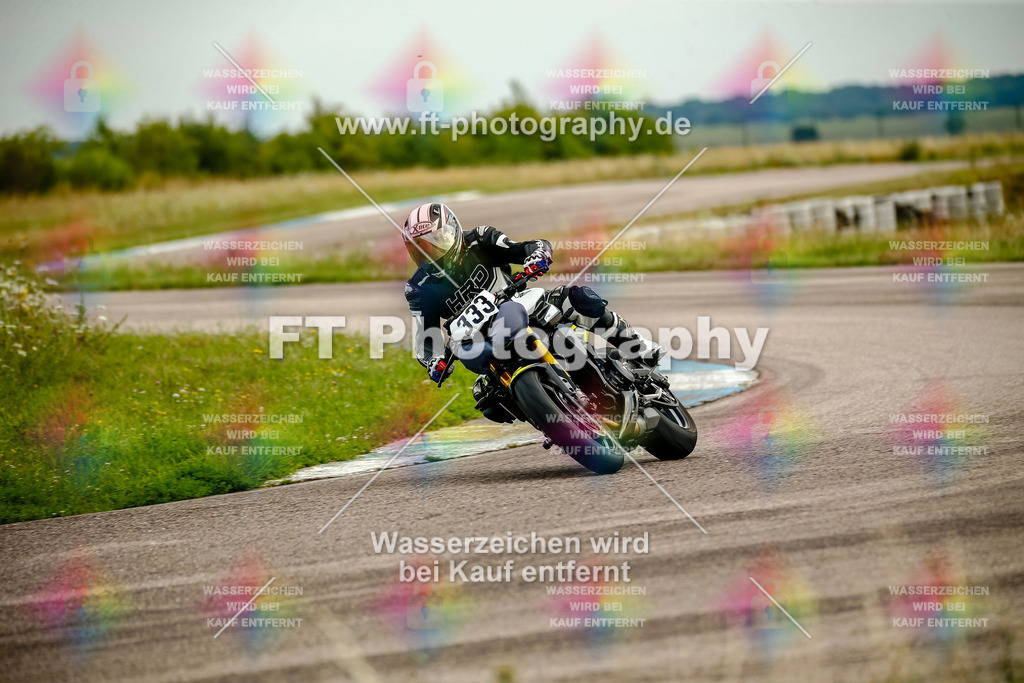 Chambley Juli-2155 | Hier findet Ihr Bilder von Touristenfahrten auf der Nürburgring Nordschleife oder von anderen Veranstaltungen die ich besucht habe. Viel Spass beim Durch Schauen 