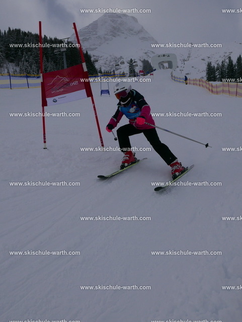 Mailin (1) | Photos von der Skischule Warth - Realisiert mit Pictrs.com