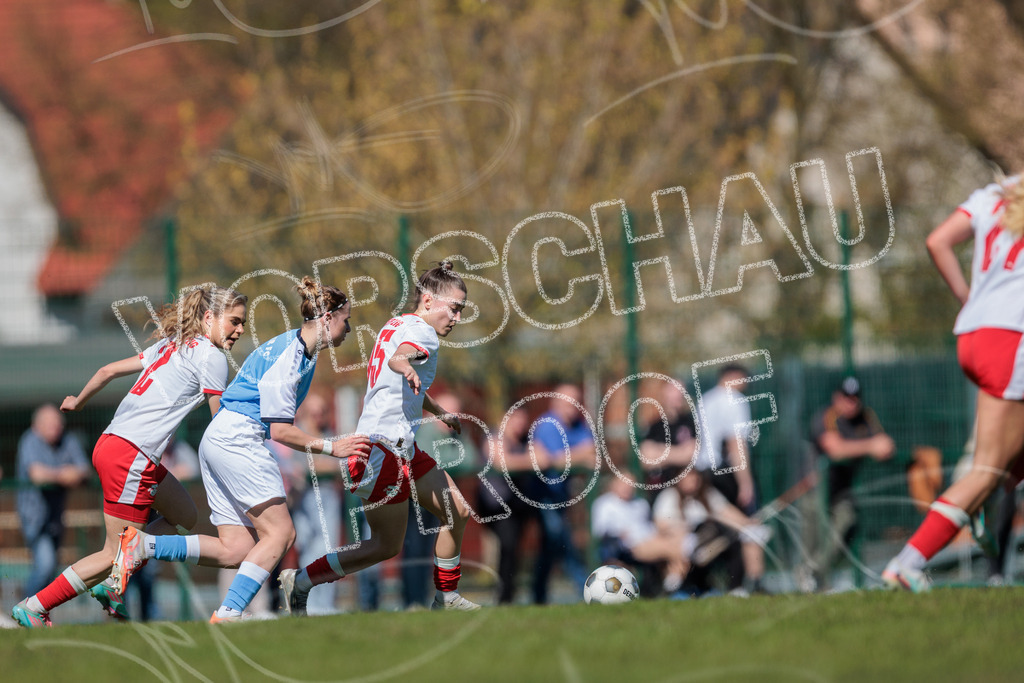 Gipfeltreffen der Frauen: Finale um den Sachsenlotto Landespokal 2026 | Am 1. Mai 2026 trafen im Endspiel des Sachsenlotto Landespokals die Frauen des Chemnitzer FC und die zweite Mannschaft von RasenBallsport Leipzig aufeinander. Vor stimmungsvoller Kulisse kämpften beide Teams ab 15:00 Uhr um die begehrte Trophäe des sächsischen Fußballs. Diese Galerie zeigt die Highlights, packende Zweikämpfe und die emotionalsten Momente des Finaltags. - Realisiert mit Pictrs.com