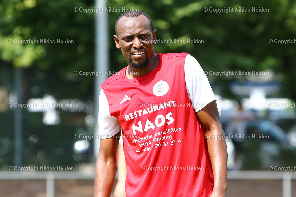 NH_KlubKosova_HarburgerSC_Testspiel_HarburgPokal_21072024 | #32 Blaise Bigirimana (Harburger SC)Fußball I Herren I Testspiel (Harburg-Pokal) I Saison 2024-2025 I Klub Kosova - Harburger SC I 21.07.2024 I Sportplatz Alter Postweg