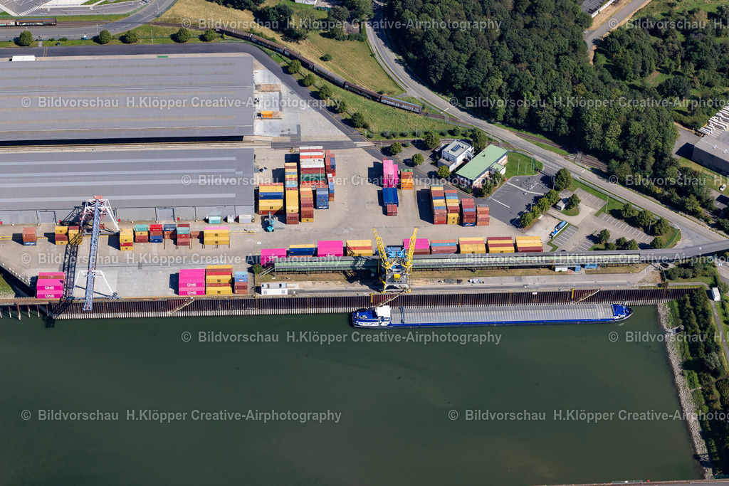 Luftbild Containerhafen Wesel 439A3255-4 | Luftbildfotografie und Luftbildfotograf Hermann Klöpper - Realisiert mit Pictrs.com