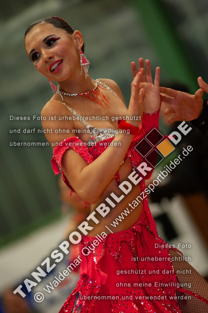 20090124-10382 | Hier finden Sie Tanz Bilder vom Latein und Standard Formationen tanzen. Sportbilder vom Tanzsport. Schöne Fotos und von Weltmeisterschaft, Europameisterschaft, Bundesliga, Regionalliga, Oberliga und Landesliga sowie von GOC Stuttgart, DanceComp, WM Bremen