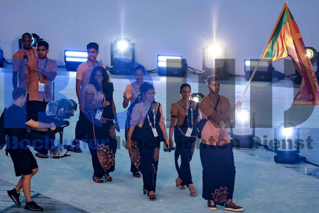 SES_TTGOPC20250716-124 | bond - Realisiert mit Pictrs.com