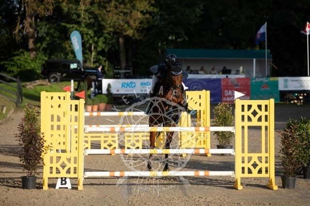 2B4A0899 | pixelfaenger - Realisiert mit Pictrs.com