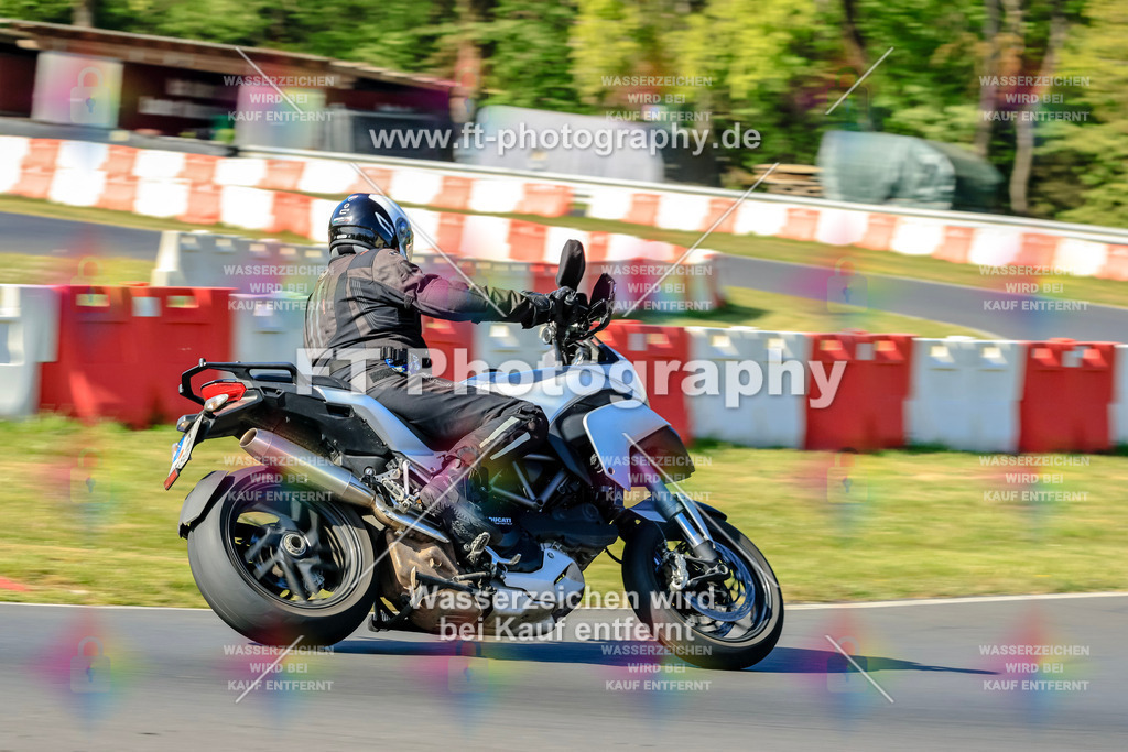 _OTO1391 | Hier findet Ihr Bilder von Touristenfahrten auf der Nürburgring Nordschleife oder von anderen Veranstaltungen die ich besucht habe. Viel Spass beim Durch Schauen 