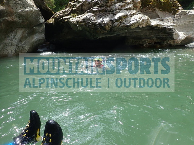 P7230064 | Bestelle die Bilder deines Berg- oder Wasser-Abenteuers mit Mountain Sports bequem von zu Hause aus direkt über unseren Online Fotoshop von pictrs.com. - Realisiert mit Pictrs.com