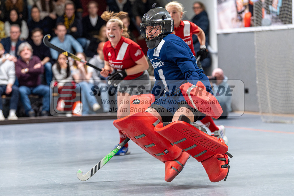 SM_2024-12-20-D85_-628 | 1.Bundesliga Hallenhockey  (W) DCADA - HTHC / 6:5 (3:3)