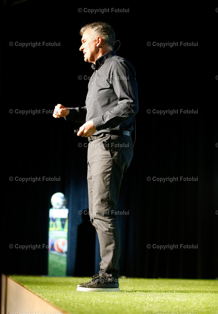 VEREINSCOACHING2024_1221 | bilder, linz, photo, foto, fussball, sport, fotolui, bundesliga