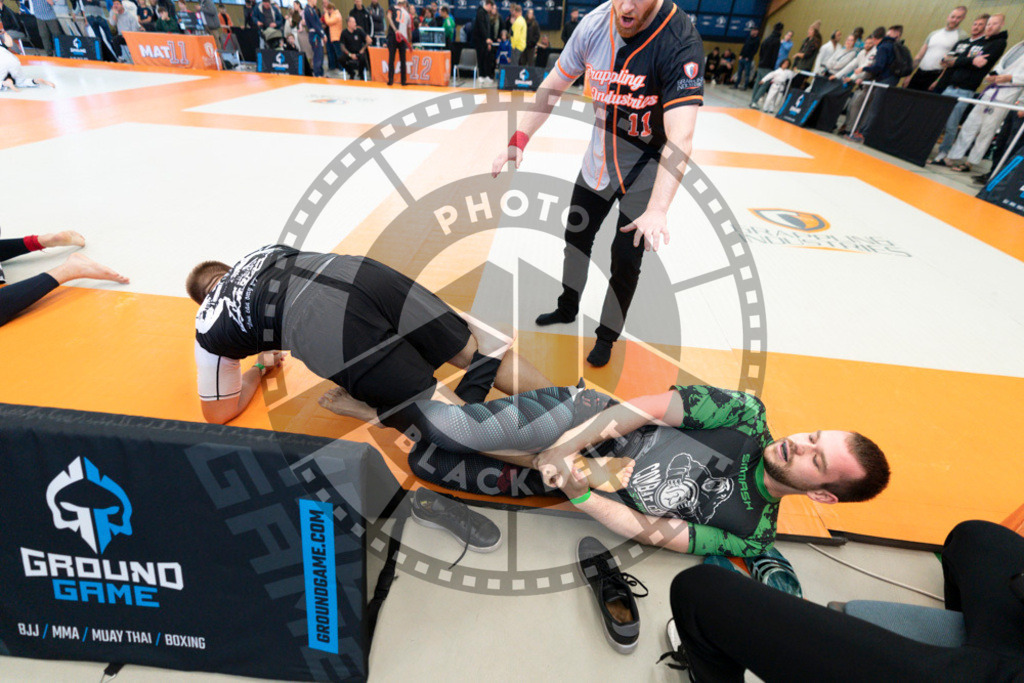 20240915PBB0239 | Athletes compete during the Grappling Industries’ grappling and Brazilian jiu-jitsu competition in Berlin, on September 15, 2024.
