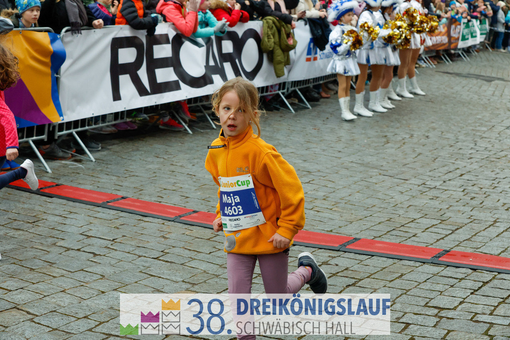 400m AOK Junior Cup | 3 Koenigslauf 2024 400m AOK Junior Cup - Realisiert mit Pictrs.com