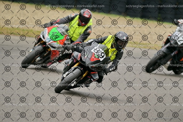 25bt05-1081 | markuskiefer.com - Realisiert mit Pictrs.com