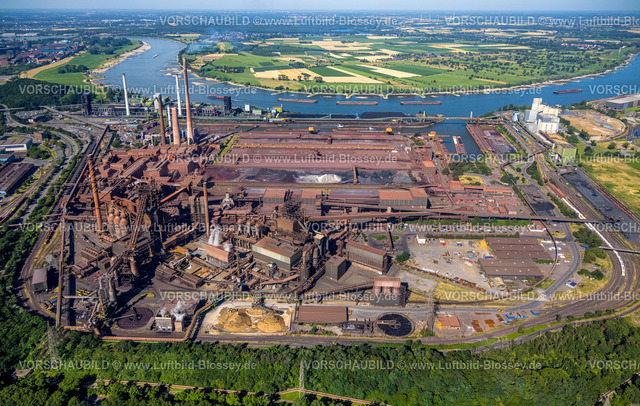 Duisburg230706775 | Luftbild, thyssenkrupp Steel Europe - Werkshafen Schwelgern, gegenüber das Naturschutzgebiet Rheinaue Binsheim, Fluss Rhein, Marxloh, Duisburg, Ruhrgebiet, Nordrhein-Westfalen, Deutschland