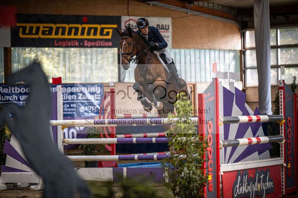 DOS_0389 | Entdecke hochwertige Reitturnierfotos von Foto Oger. Professionell, emotional und authentisch – jetzt Lieblingsmomente im Shop bestellen.Deutschlandweite Turnierfotografie. - Realisiert mit Pictrs.com