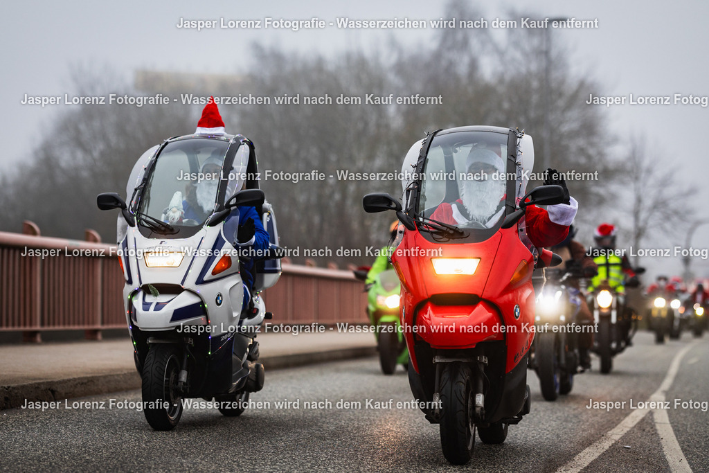 X-Mas Ride I Kiel I 2025 | Jasper Lorenz Fotografie - Realisiert mit Pictrs.com