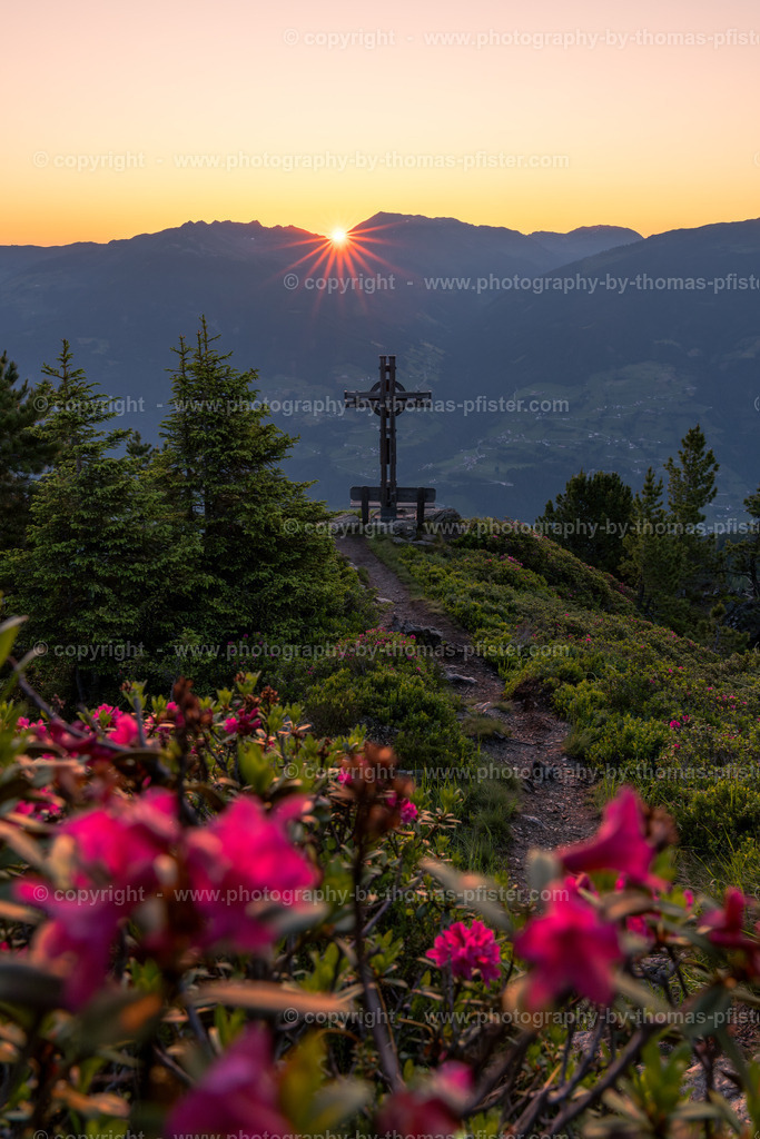 Sonnenaufgang Arbiskopf Zillertaler Höhenstrasse copyright  Thomas Pfister-5 | PHOTOGRAPHY BY THOMAS PFISTER