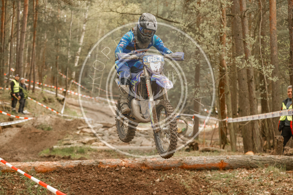 2TaktLauf1-424 | koppe-media - Realisiert mit Pictrs.com