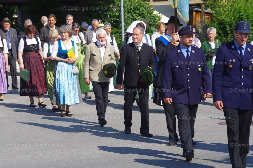 IMGP3188 | fotografiert von Axel PollmannLeonhardi Wallfahrt Benediktbeuern und Murnau, Fronleichnam, Fasching, Landschaft im Loisachtal und Benediktbeuern  - Realisiert mit Pictrs.com