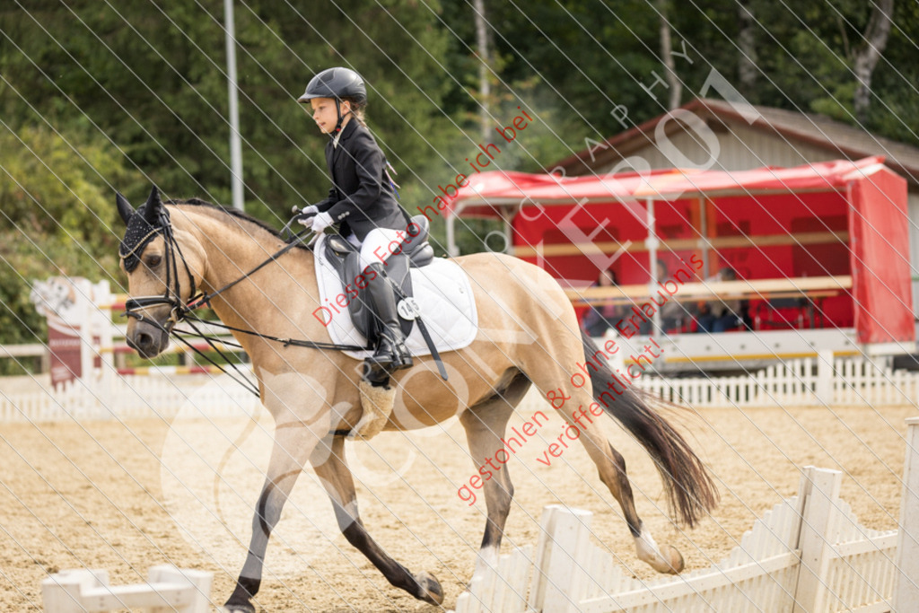 CON_0268 | Sport-, Event- und Tierfotos in Profiqualität. Einfach auswählen, bestellen und herunterladen. Dein Moment – perfekt festgehalten.