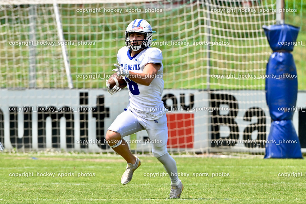 Carinthian Lions vs. Cineplexx Blue Devils | Carinthian Lions vs. Cineplexx Blue Devils, Carinthian Lions vs. Cineplexx Blue Devils am 09.06.2025 in Klagenfurt (ASV Sportplatz), Austria, (Photo by Bernd Stefan)