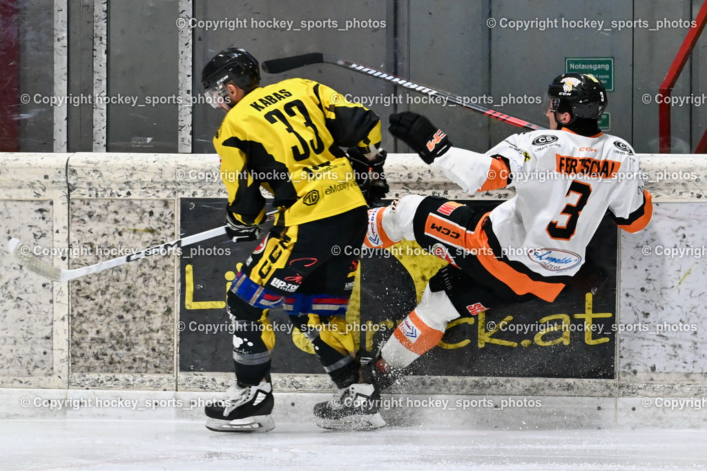 EC Hornets Spittal vs. USC Piraten Velden 18.2.2024 | #33 Kabas Michael EC Hornets Spittal, #3 Fertschai Matthias USC Velden, EC Hornets Spittal vs. USC Piraten Velden 18.2.2024, EC Hornets Spittal vs. USC Piraten Velden 18.2.2024 am 18.02.2024 in Spittal an der Drau (Eissportzentrum Spittal), Austria, (Photo by Bernd Stefan)