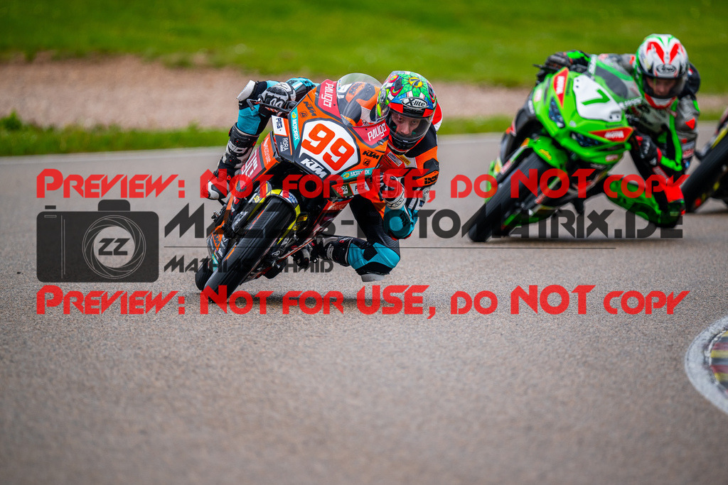 MaZZes_FotoMatrix_240505_6007705_9517 | SSP300