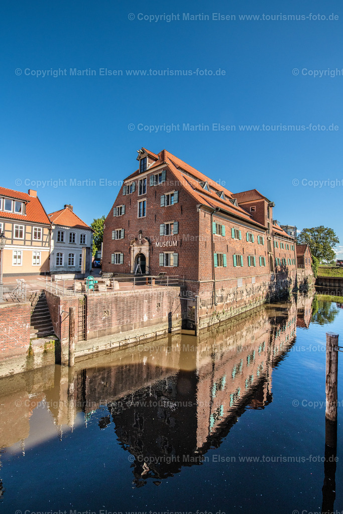 Stade Schwedenspeicher_ELS_0548010920 | Fotos aus den Touristenorten aus Norddeutschland. - Realisiert mit Pictrs.com