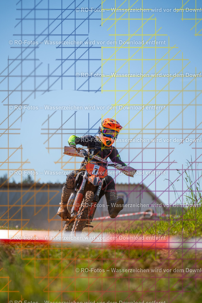 Wolfshausen 1 Lauf -758 | Sportfotografie von RO-Fotos: Motorsport, Motocross, Enduro, Laufveranstaltungen und Triathlon. Professionelle Fotos von Sportlern und Events. - Realisiert mit Pictrs.com