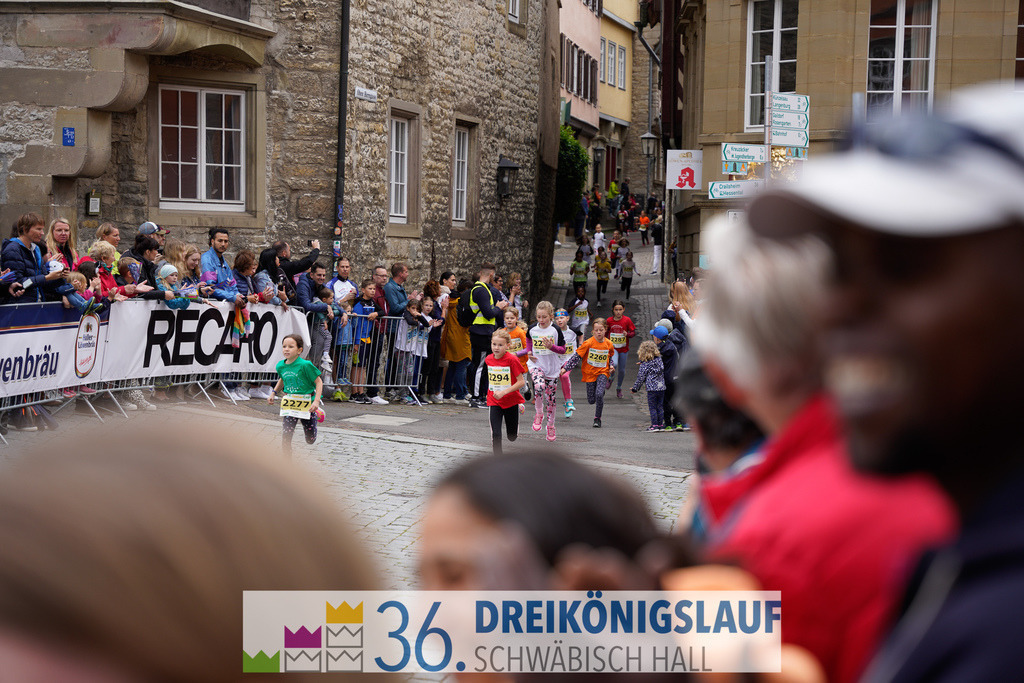 AOK Junior Cup 400m | 3Königslauf 2022 AOK Junior Cup 400m - Realisiert mit Pictrs.com