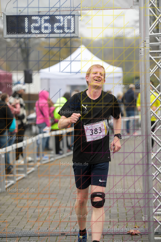 Neusser Erftlauf 2025  | 15km Neusser Erftlauf 2025 Foto: Heldenfoto.de