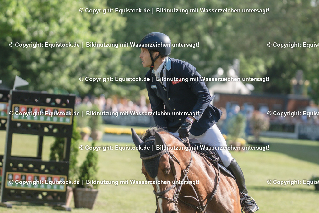 20230528_17_CSI4_Hess.Min.Präs_0235 | equistock