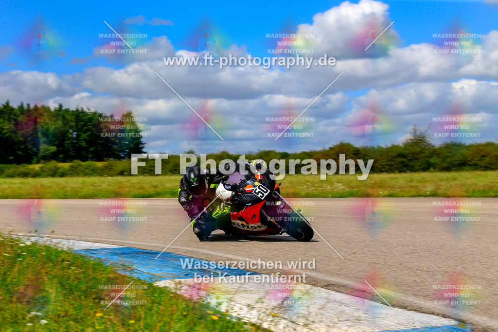 050-6553 | Hier findet Ihr Bilder von Touristenfahrten auf der Nürburgring Nordschleife oder von anderen Veranstaltungen die ich besucht habe. Viel Spass beim Durch Schauen 