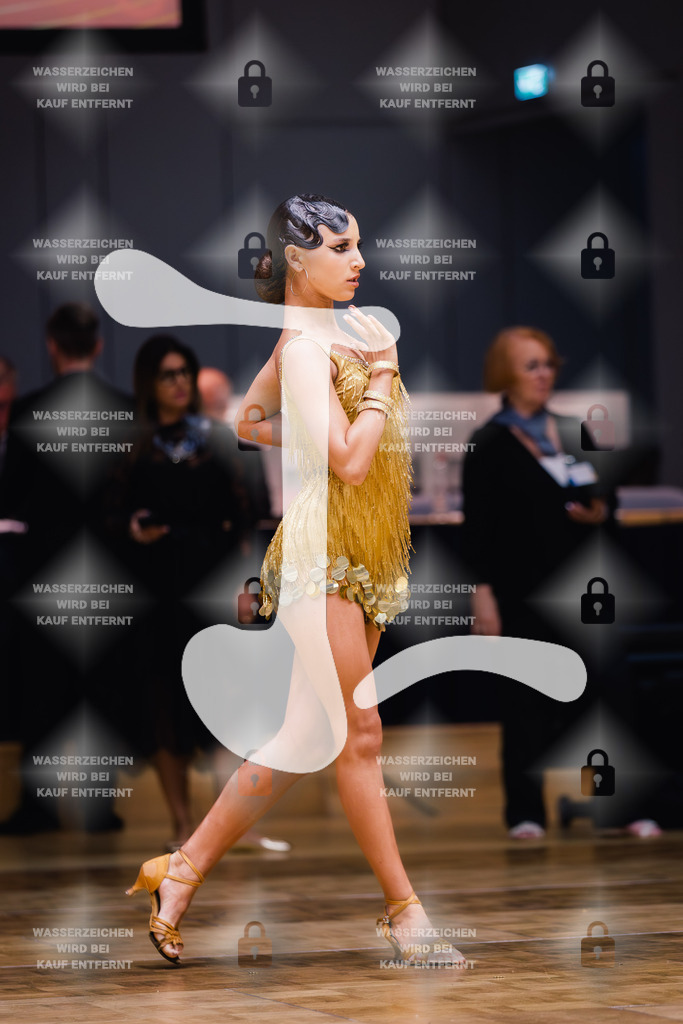 GOC 2025 - WDSF Solo Junior II Latin Female - 2025-08-21-8059 | Webshop for digital downloads and prints of dance sport, event & show photographer Julian Link - Realisiert mit Pictrs.com