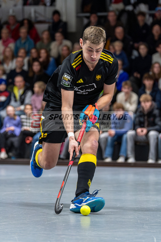 SM_2024-12-20-D85_-161 | 1.Bundesliga Hallenhockey  (M) DCADA - HTHC / 3:4 (1:1)