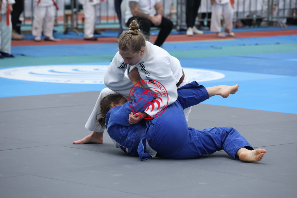 1J7A2641 | Fotos vom Adler Cup - Pictures from Adler Cup

Hier findet Ihr alle Eindrücke und großen Momente der Adler Cup Wochenenden. Here you will find all impressions and great moments of the Adler Cup weekends. - Realisiert mit Pictrs.com