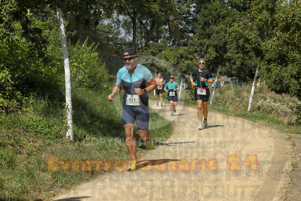 250824_1239_EX1_0066 | Sportfotografie im Rhein-Sieg Kreis, Köln, Bonn, NRW, Rheinland Pfalz, Hessen, etc. Unser Tätigkeitsfeld umfasst den Laufsport vom Volkslauf über den Marathon, Duathlon, Triathon bis zum Ultralauf wie Kölnpfad Ultra oder Schindertrail.
