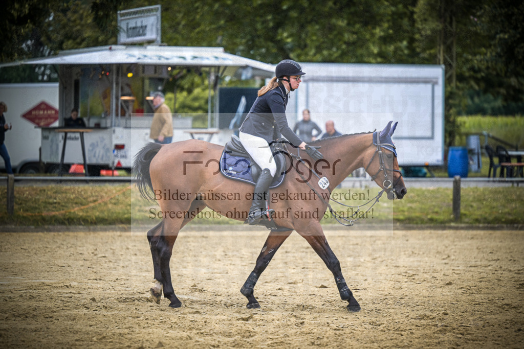 DOS_3289 | Entdecke hochwertige Reitturnierfotos von Foto Oger. Professionell, emotional und authentisch – jetzt Lieblingsmomente im Shop bestellen.Deutschlandweite Turnierfotografie. - Realisiert mit Pictrs.com