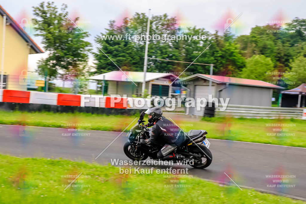 VBK-6309 | Hier findet Ihr Bilder von Touristenfahrten auf der Nürburgring Nordschleife oder von anderen Veranstaltungen die ich besucht habe. Viel Spass beim Durch Schauen 