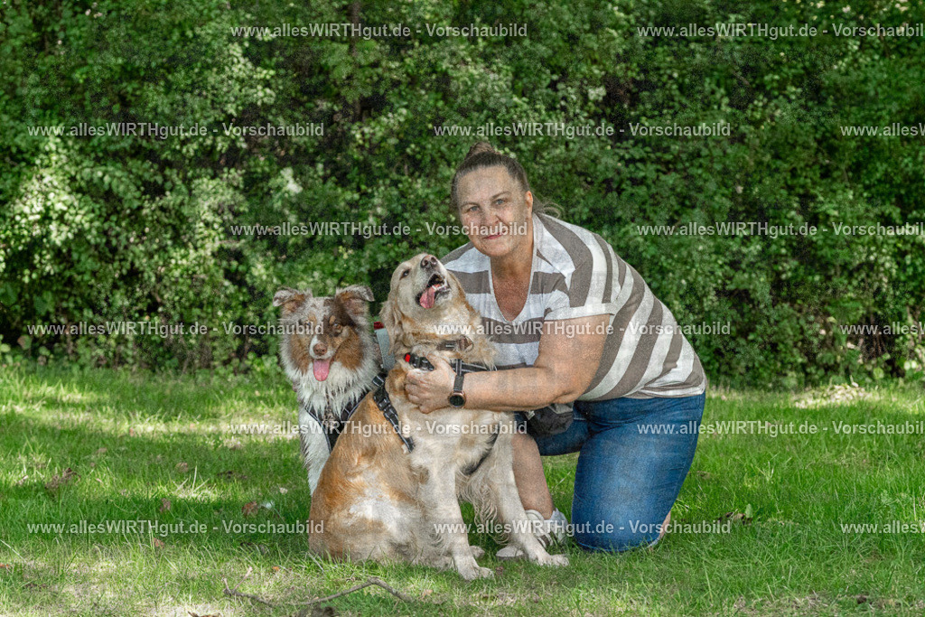 Hundeschwimmen_Volksbad_2026-allesWIRTHgut_Tierfotografie-2609061407-FAY06904 | Professionelle Tierfotografie in Mönchengladbach von Daniel Wirth (allesWIRTHgut). Liebevolle & natürliche Bilder von Hunden & Katzen für unvergessliche Erinnerungen.