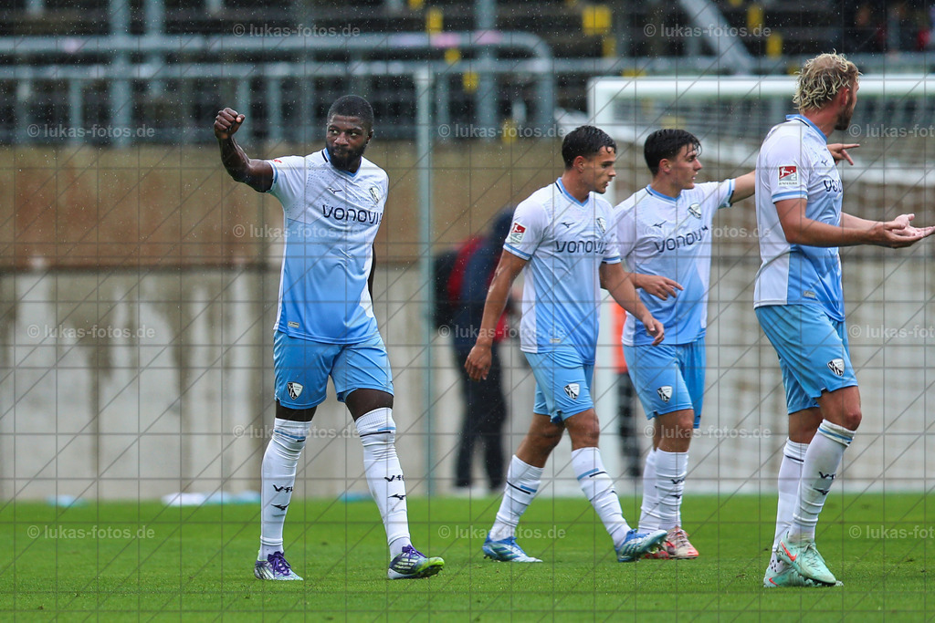 Wuppertaler SV - VfL Bochum Testspiel | Wuppertaler SV - VfL Bochum Testspiel - Realisiert mit Pictrs.com