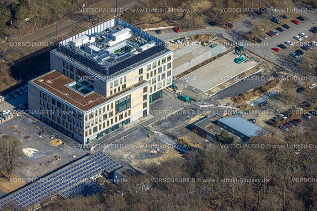 Arnsberg250305594 | Luftbild, Baustelle und Neubau am Berufskolleg Technisch-gewerbliche Schulen am Berliner Platz, Hüsten, Arnsberg, Sauerland, Nordrhein-Westfalen, Deutschland