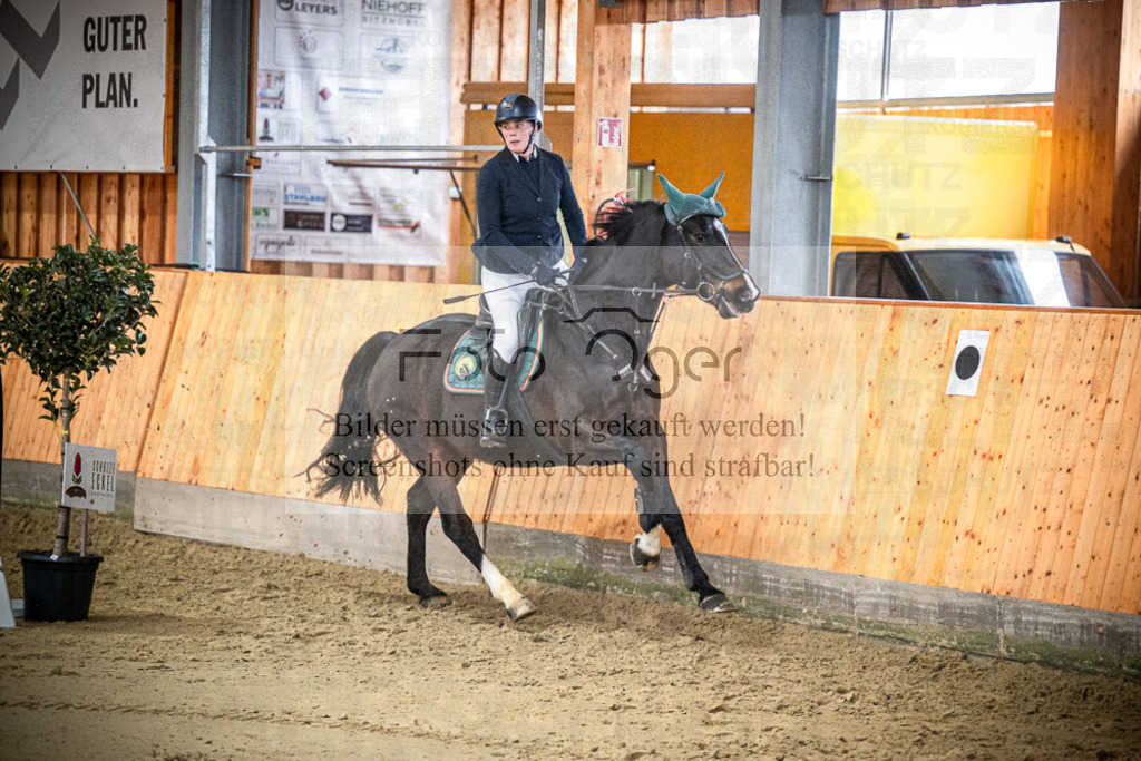 DOS_0726 | Entdecke hochwertige Reitturnierfotos von Foto Oger. Professionell, emotional und authentisch – jetzt Lieblingsmomente im Shop bestellen.Deutschlandweite Turnierfotografie. - Realisiert mit Pictrs.com