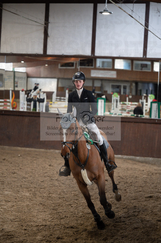 Hallenreittunier Voxtrup 2023 | Entdecke hochwertige Reitturnierfotos von Foto Oger. Professionell, emotional und authentisch – jetzt Lieblingsmomente im Shop bestellen.Deutschlandweite Turnierfotografie. - Realisiert mit Pictrs.com