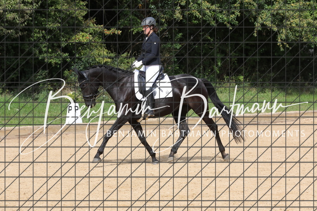 AZ2A2650 | Benjamin Bartmann Photomoments