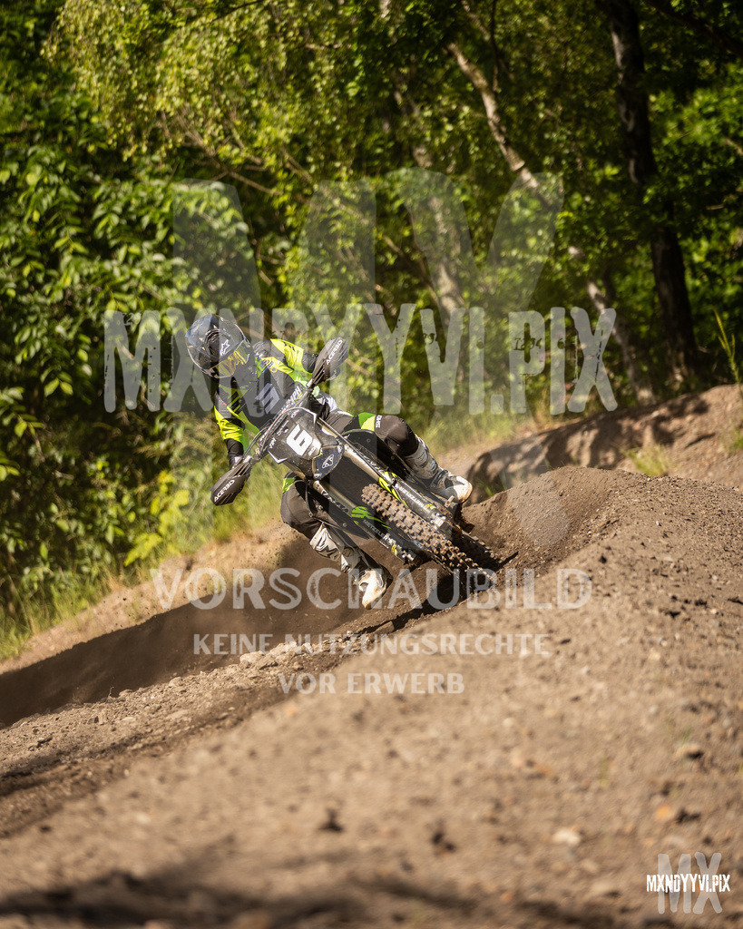 866A1102 | mxndyyvipix