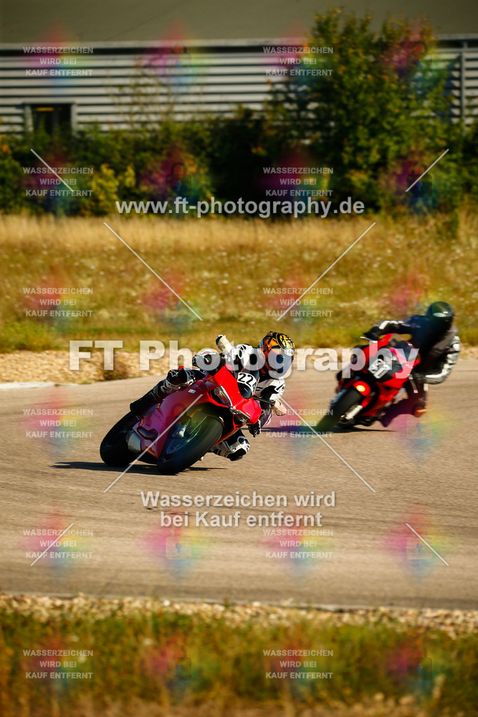 _MOT8504 | Hier findet Ihr Bilder von Touristenfahrten auf der Nürburgring Nordschleife oder von anderen Veranstaltungen die ich besucht habe. Viel Spass beim Durch Schauen 