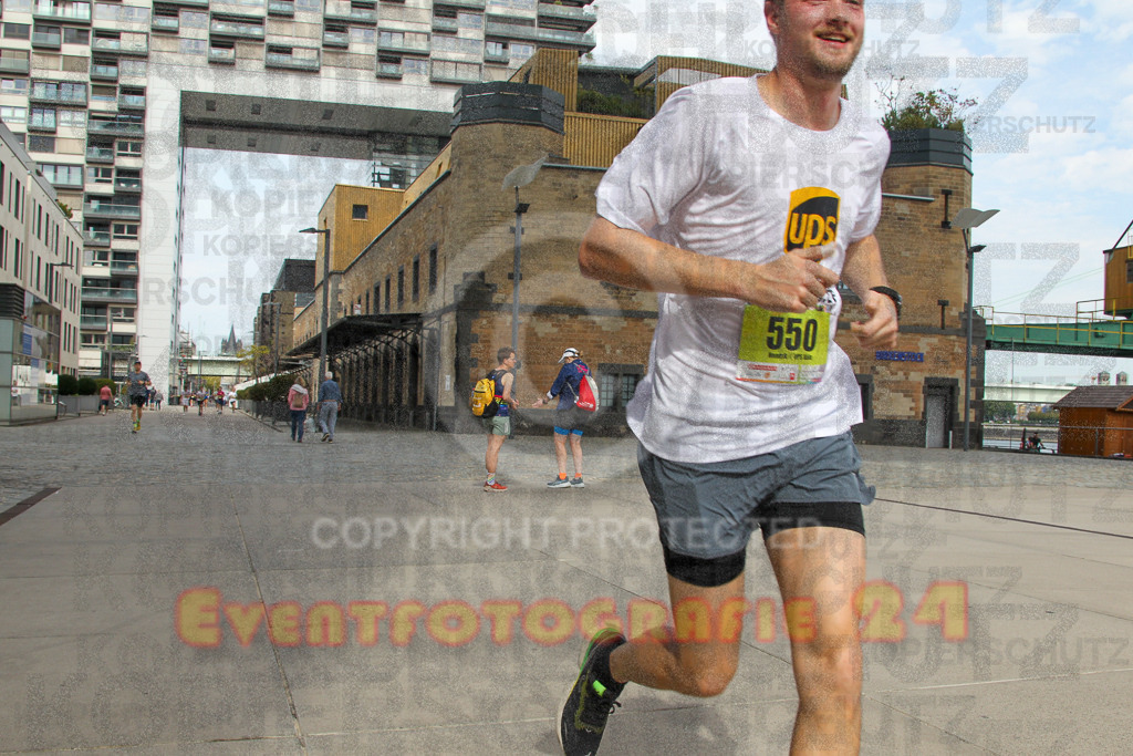 250920_1323_EV4_5393 | Sportfotografie im Rhein-Sieg Kreis, Köln, Bonn, NRW, Rheinland Pfalz, Hessen, etc. Unser Tätigkeitsfeld umfasst den Laufsport vom Volkslauf über den Marathon, Duathlon, Triathon bis zum Ultralauf wie Kölnpfad Ultra oder Schindertrail.
