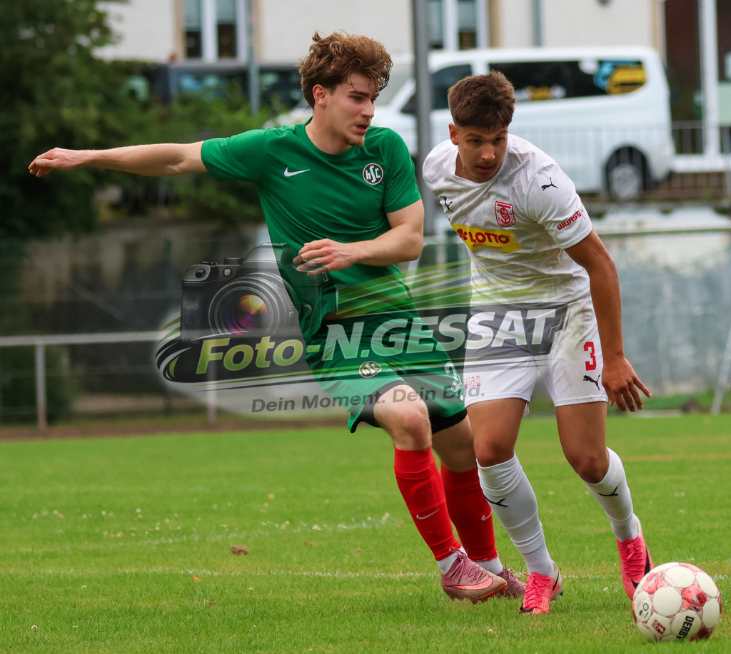 TuS Bersenbrück - HSC Hannover | Auf dem Bild zu sehen: weiß TuS Bersenbrück: ; grün HSC Hannover: TuS Bersenbrück, HSC Hannover, Saison 25/26, Testspiel, Bünde, Deutschland - Realisiert mit Pictrs.com